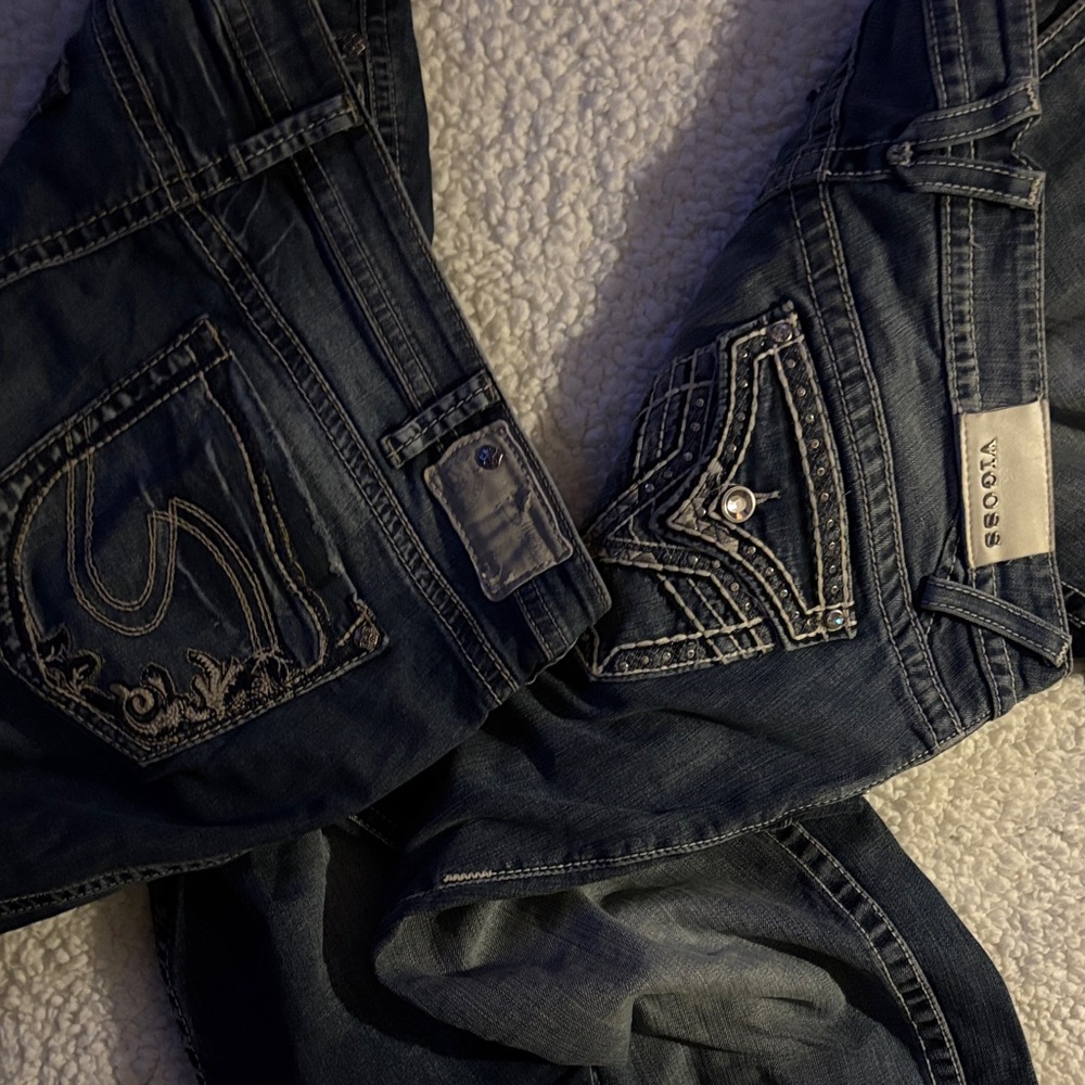 Bundle: Women’s Size 16 Cropped Jeans – Vigoss + Silver Jeans Co. AIKO
